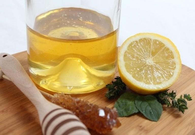 Мед и сок лимона