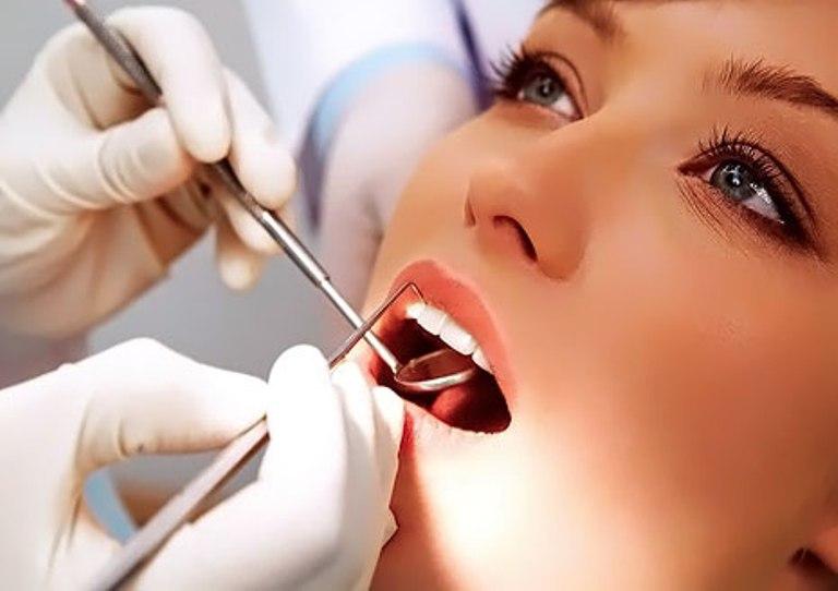 Пациент у дантиста