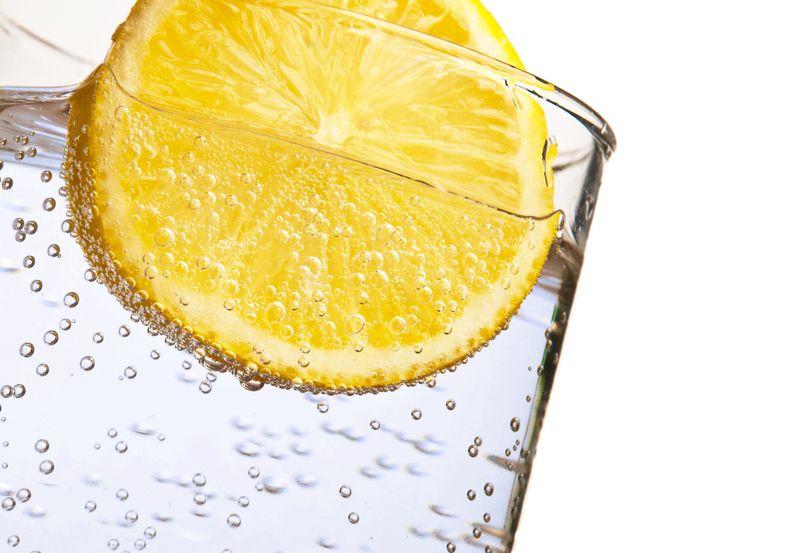 Вода с лимоном и содой