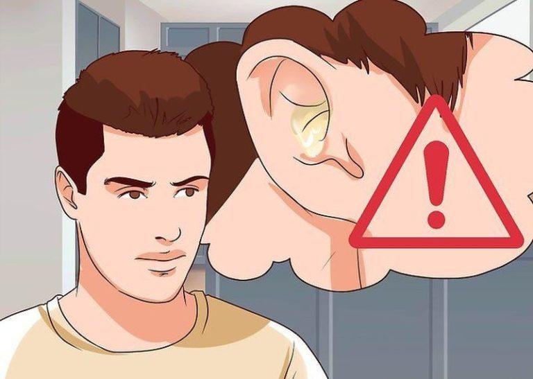 Течёт из уха: чем лечить, причины выделения жидкости