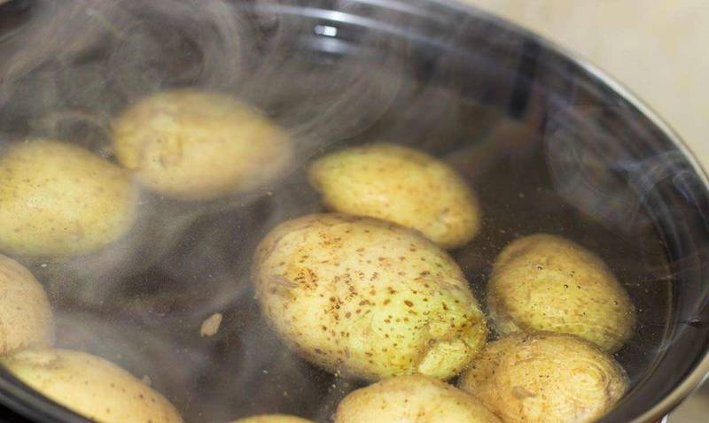 картофель в мундире 